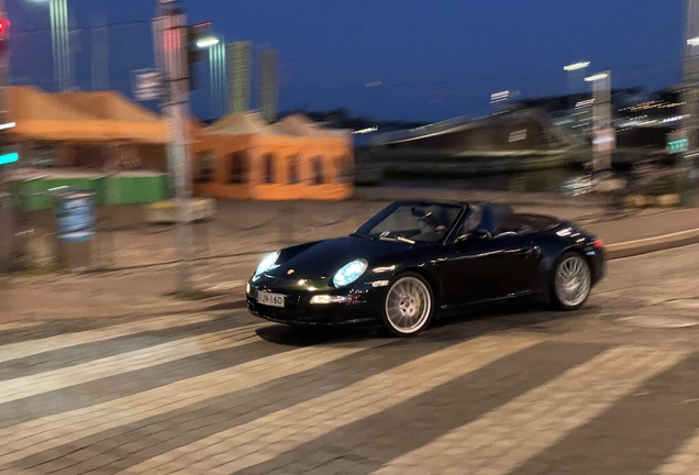 Porsche 997 Carrera 4S Cabriolet MkI