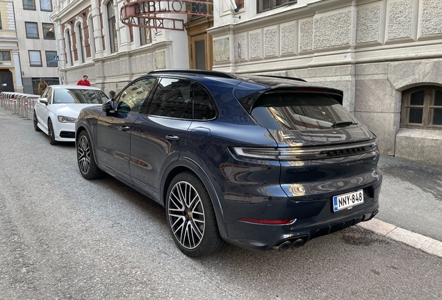 Porsche 9YA Cayenne Turbo E-Hybrid