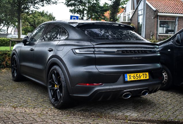 Porsche Cayenne Coupé Turbo E-Hybrid