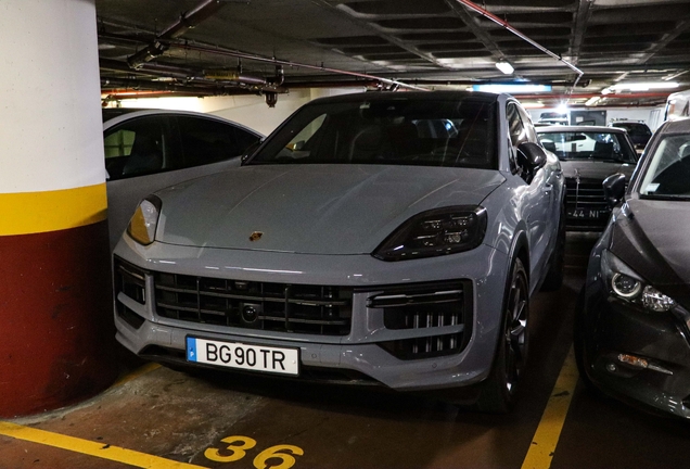 Porsche Cayenne Coupé Turbo E-Hybrid