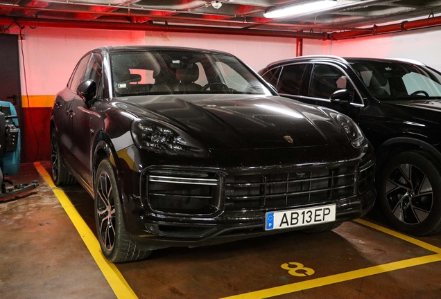 Porsche Cayenne Turbo S E-Hybrid