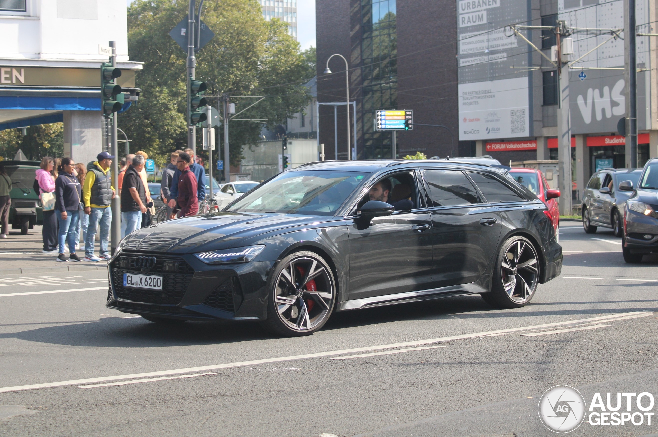 Audi RS6 Avant C8