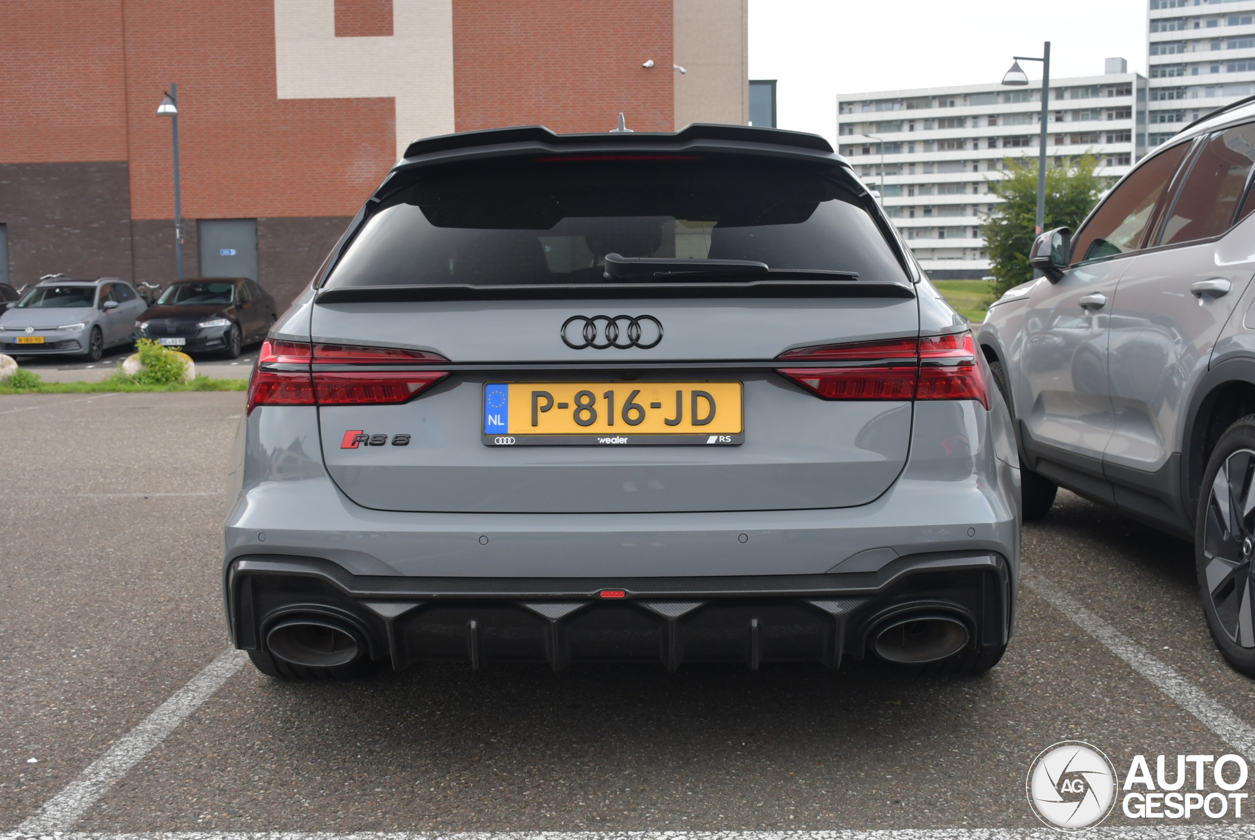 Audi RS6 Avant C8 Urban