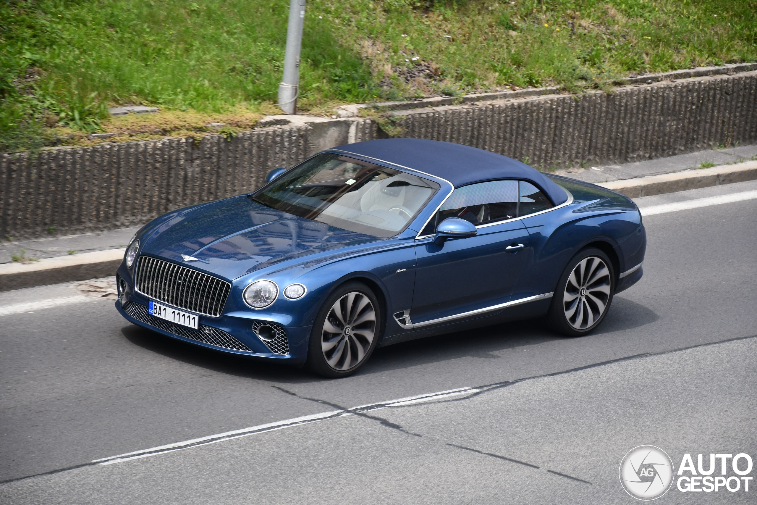 Bentley Continental GTC V8 Azure 2024