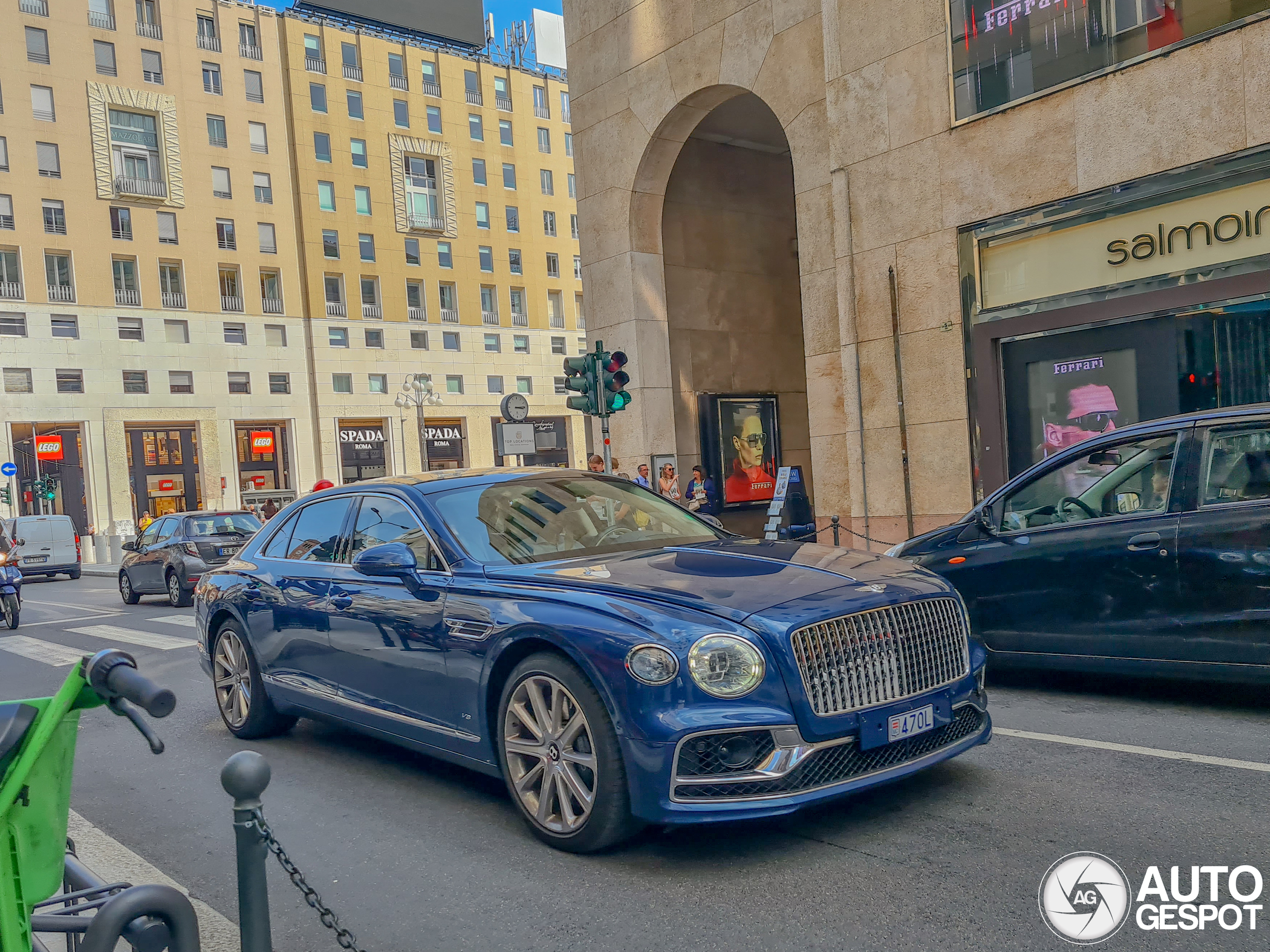 Bentley Flying Spur V8 2021