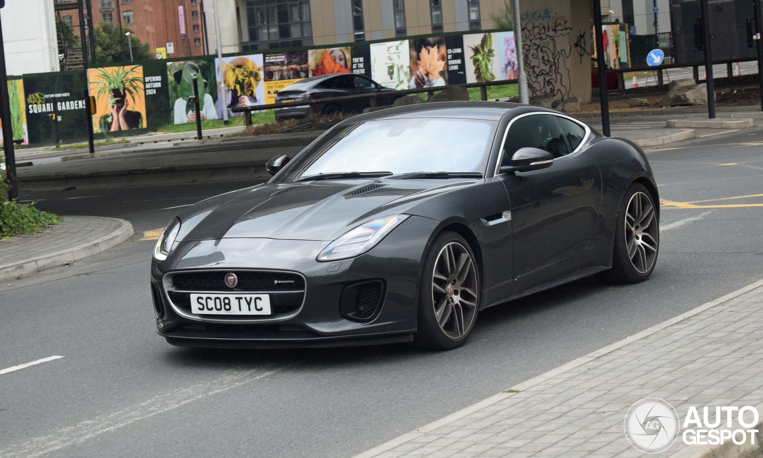 Jaguar F-TYPE P380 Coupé