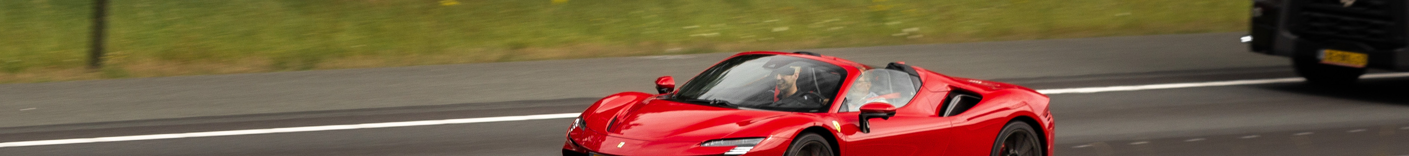 Ferrari SF90 Spider