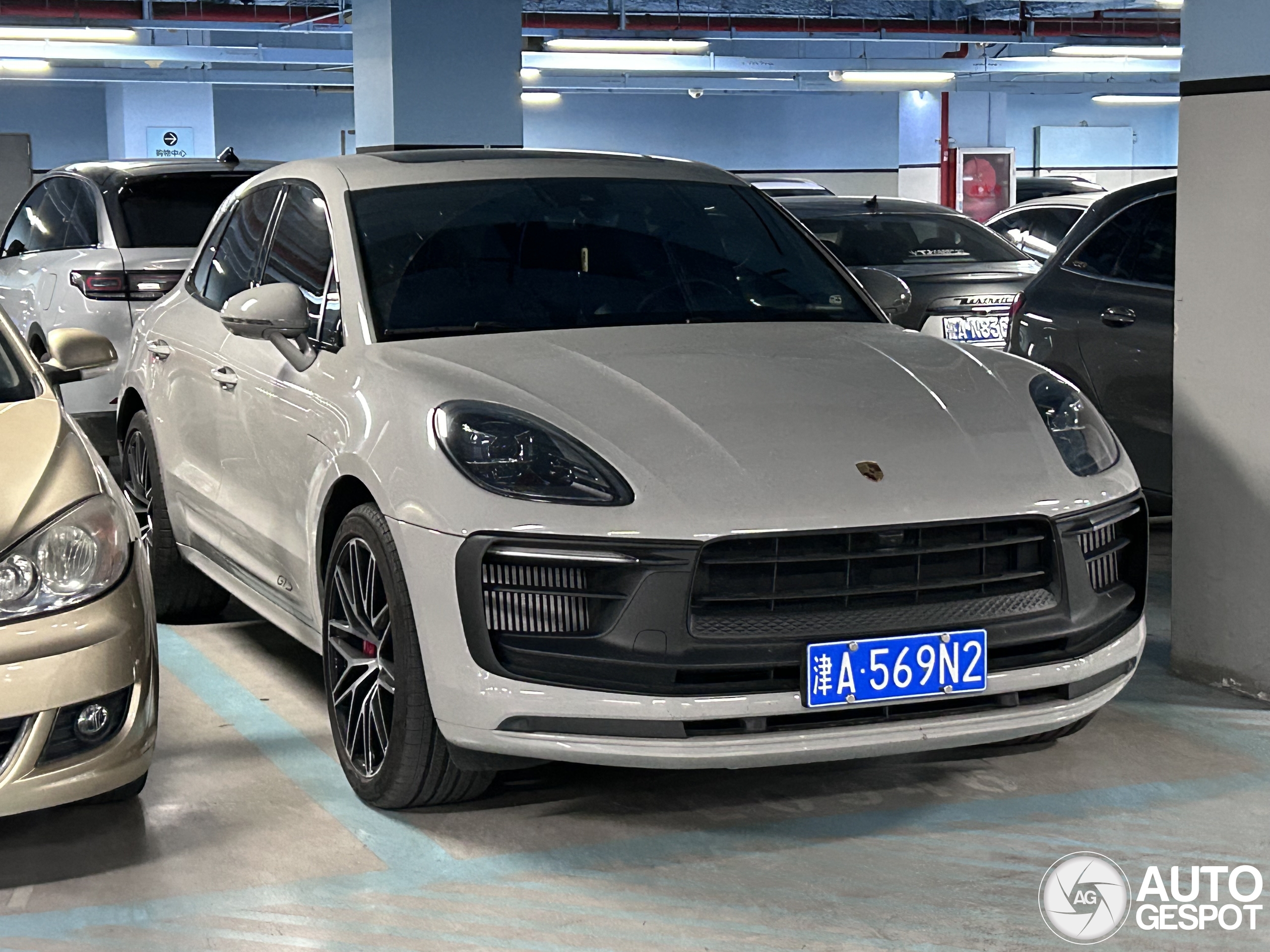 Porsche 95B Macan GTS MkIII