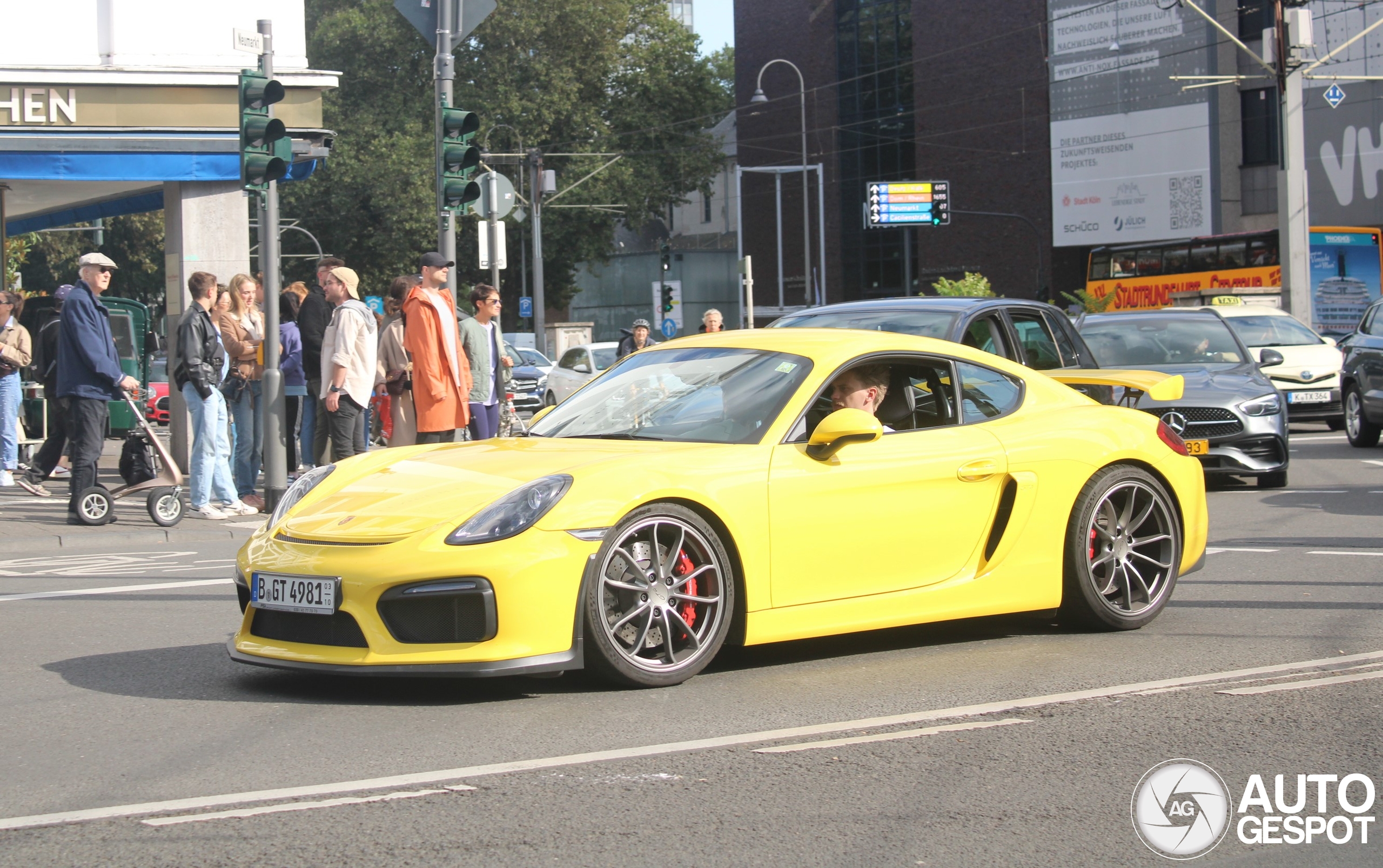 Porsche 981 Cayman GT4