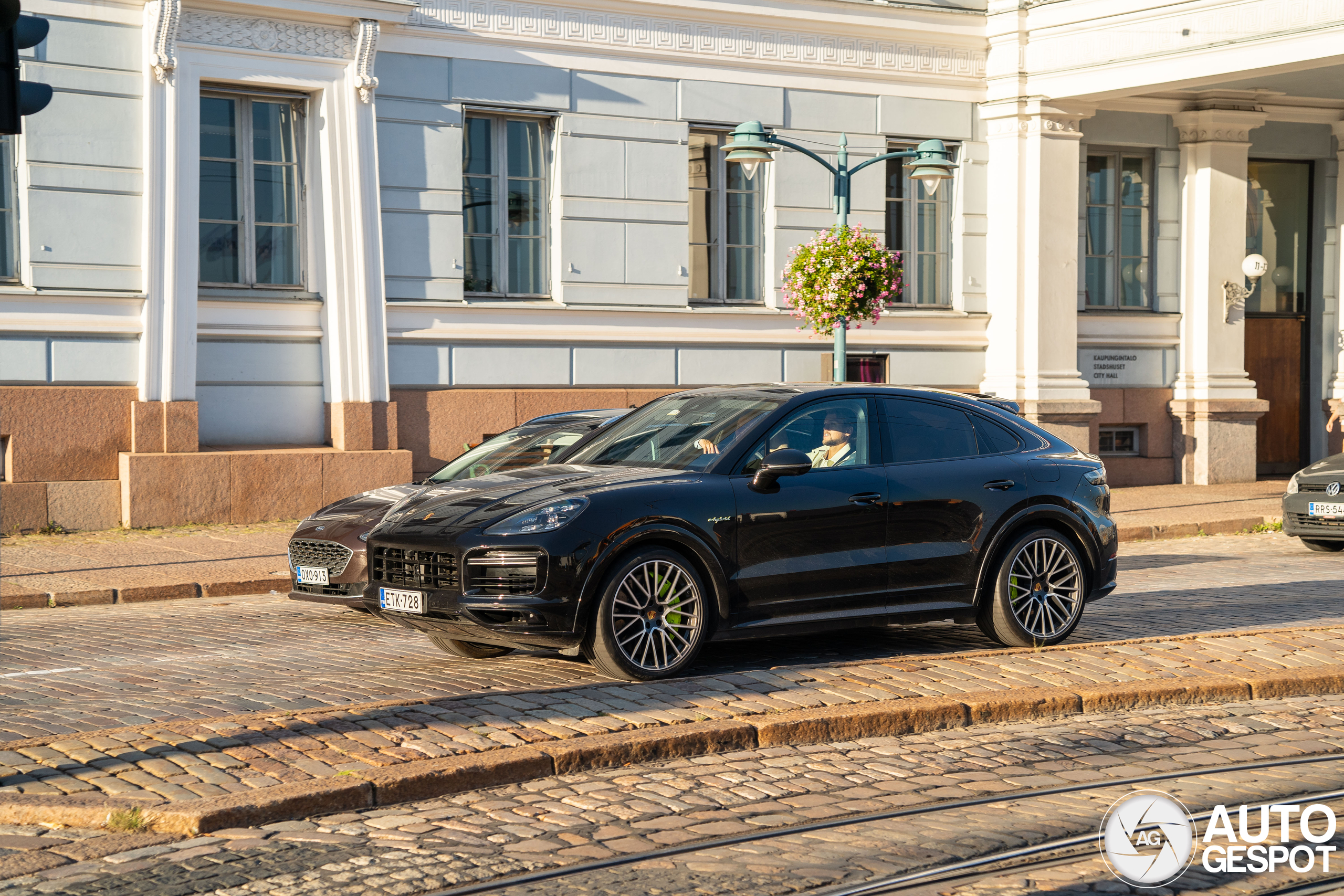 Porsche Cayenne Coupé Turbo S E-Hybrid