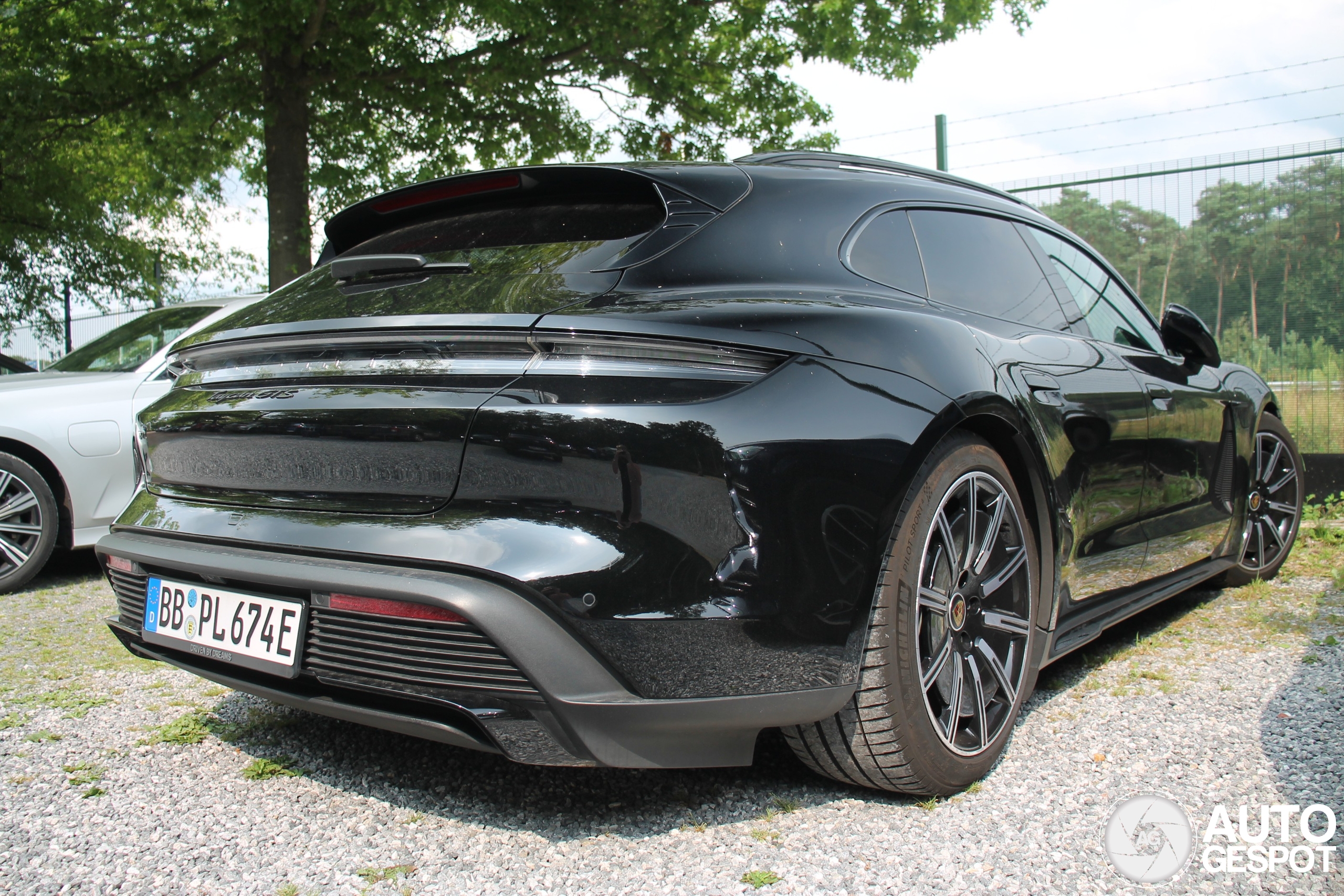 Porsche Taycan GTS Sport Turismo