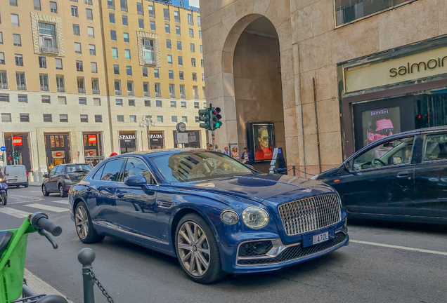 Bentley Flying Spur V8 2021