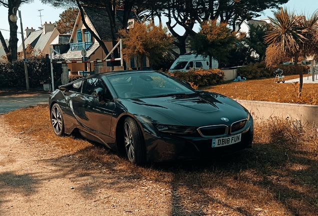 BMW i8 Roadster