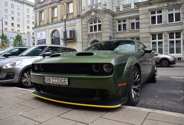 Dodge Challenger SRT Hellcat Widebody