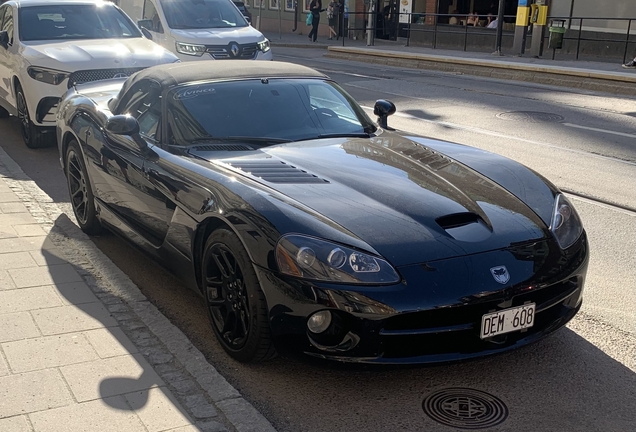 Dodge Viper SRT-10 Roadster 2003