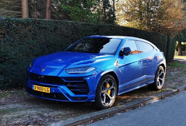 Lamborghini Urus