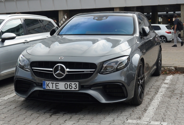 Mercedes-AMG E 63 S W213