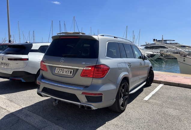 Mercedes-Benz GL 63 AMG X166