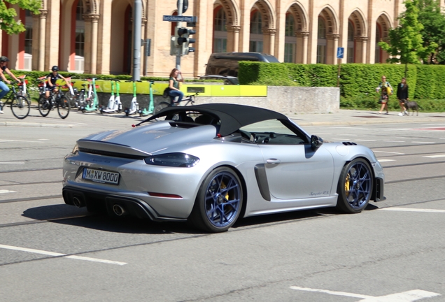 Porsche 718 Spyder RS Weissach Package