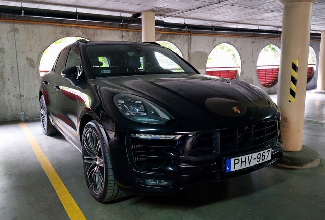 Porsche 95B Macan GTS