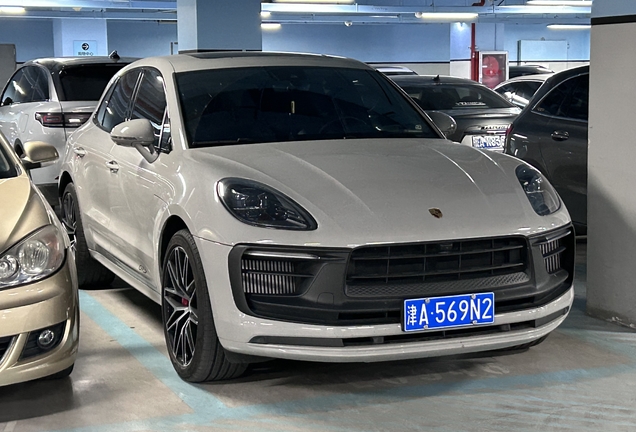 Porsche 95B Macan GTS MkIII