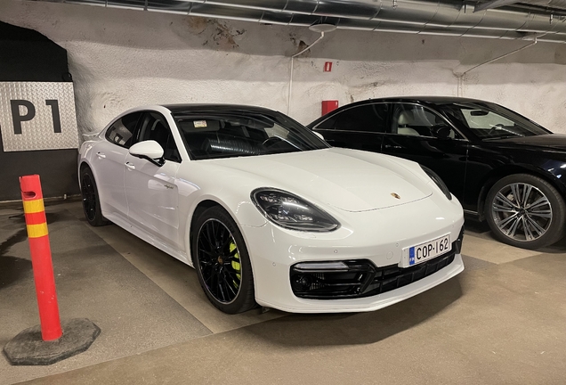 Porsche 971 Panamera Turbo S E-Hybrid