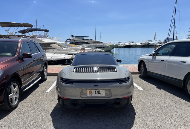 Porsche 992 Targa 4 GTS