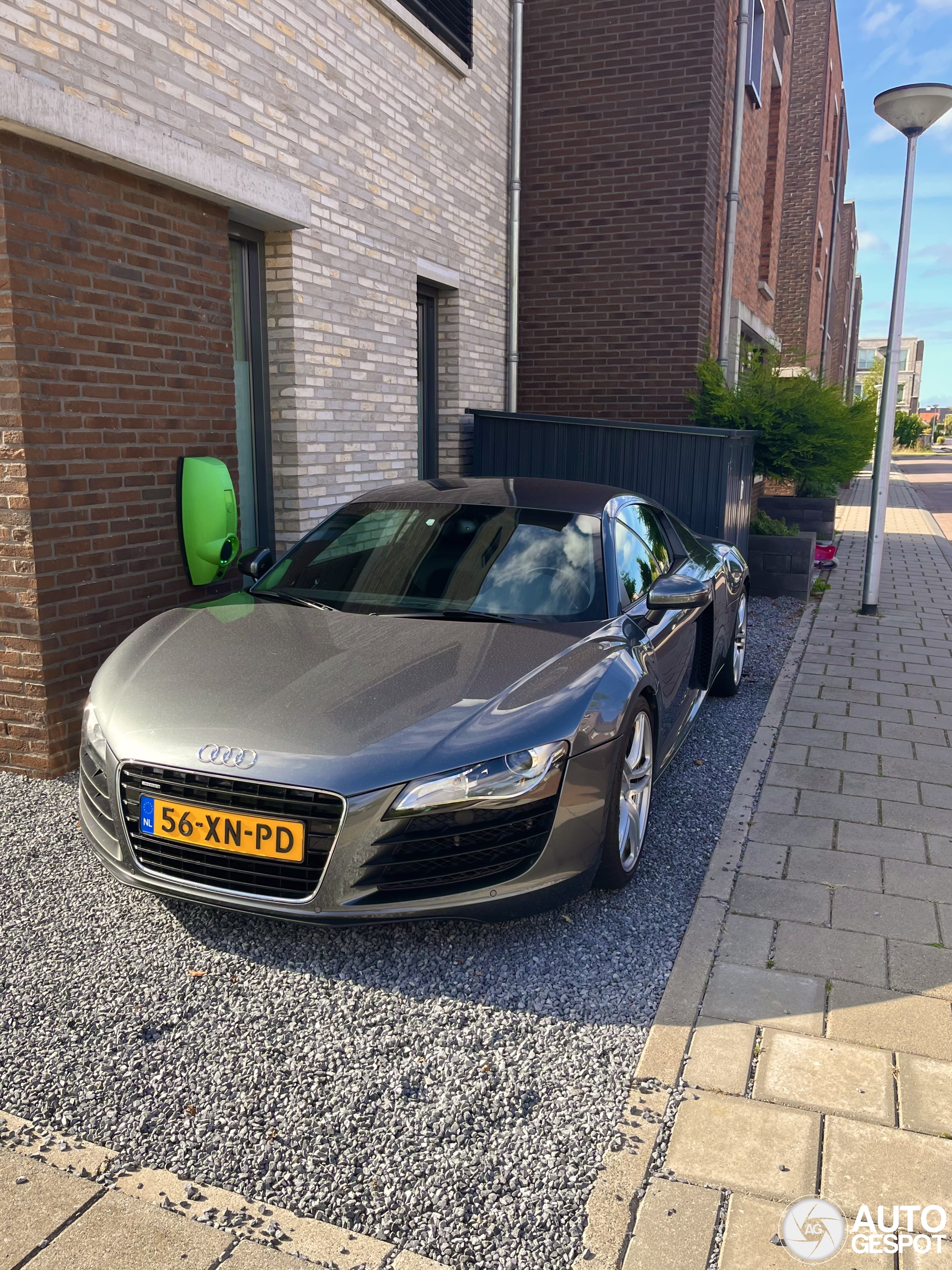 Audi R8