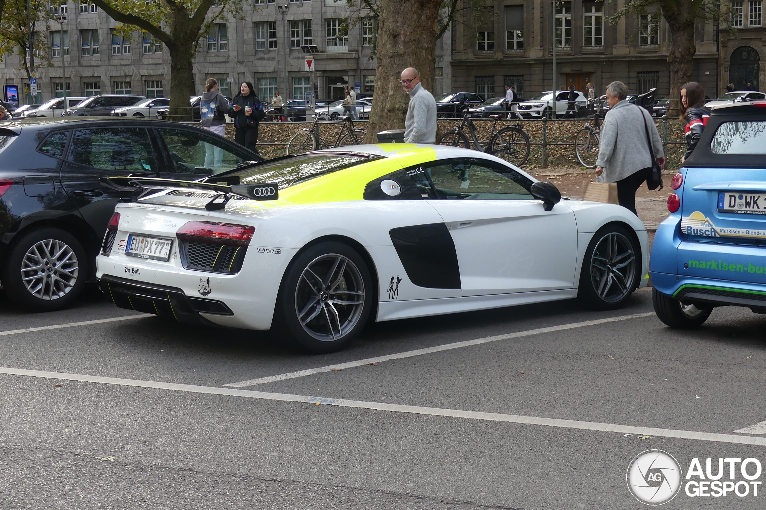 Audi R8 V10 Plus 2015