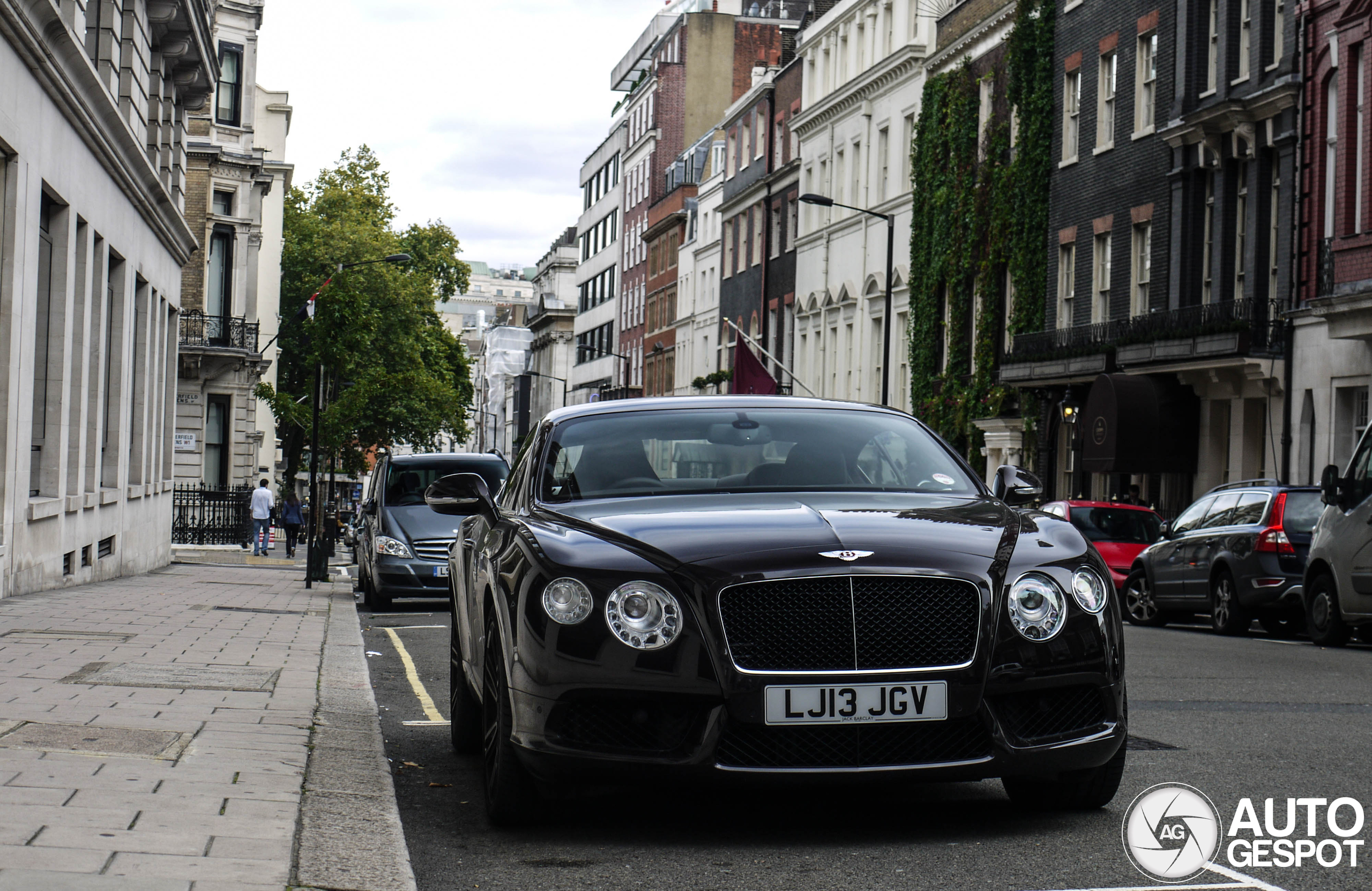 Bentley Continental GT V8