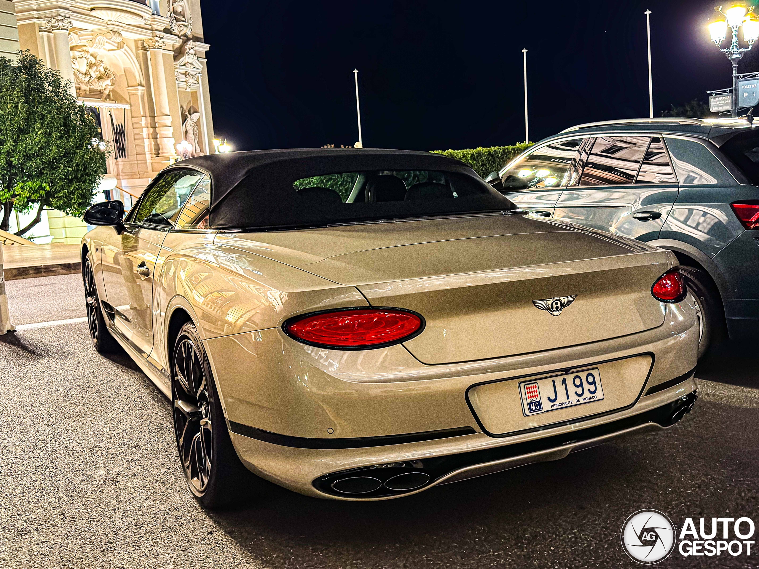 Bentley Continental GTC V8 S 2023