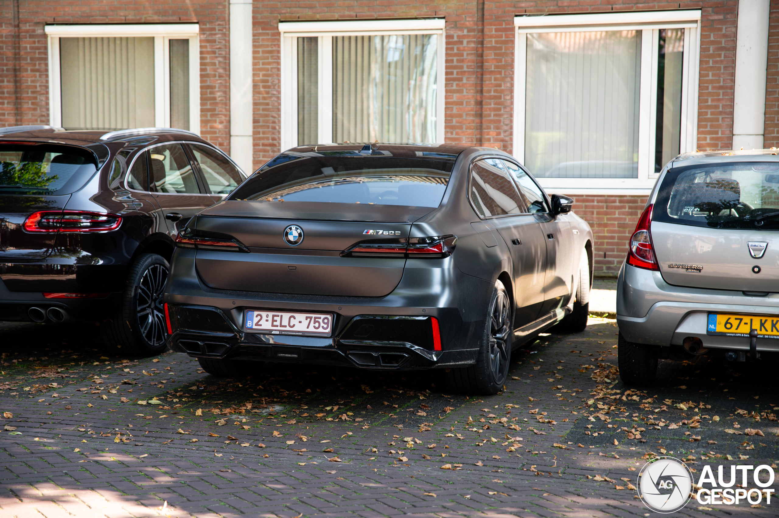 BMW M760e xDrive