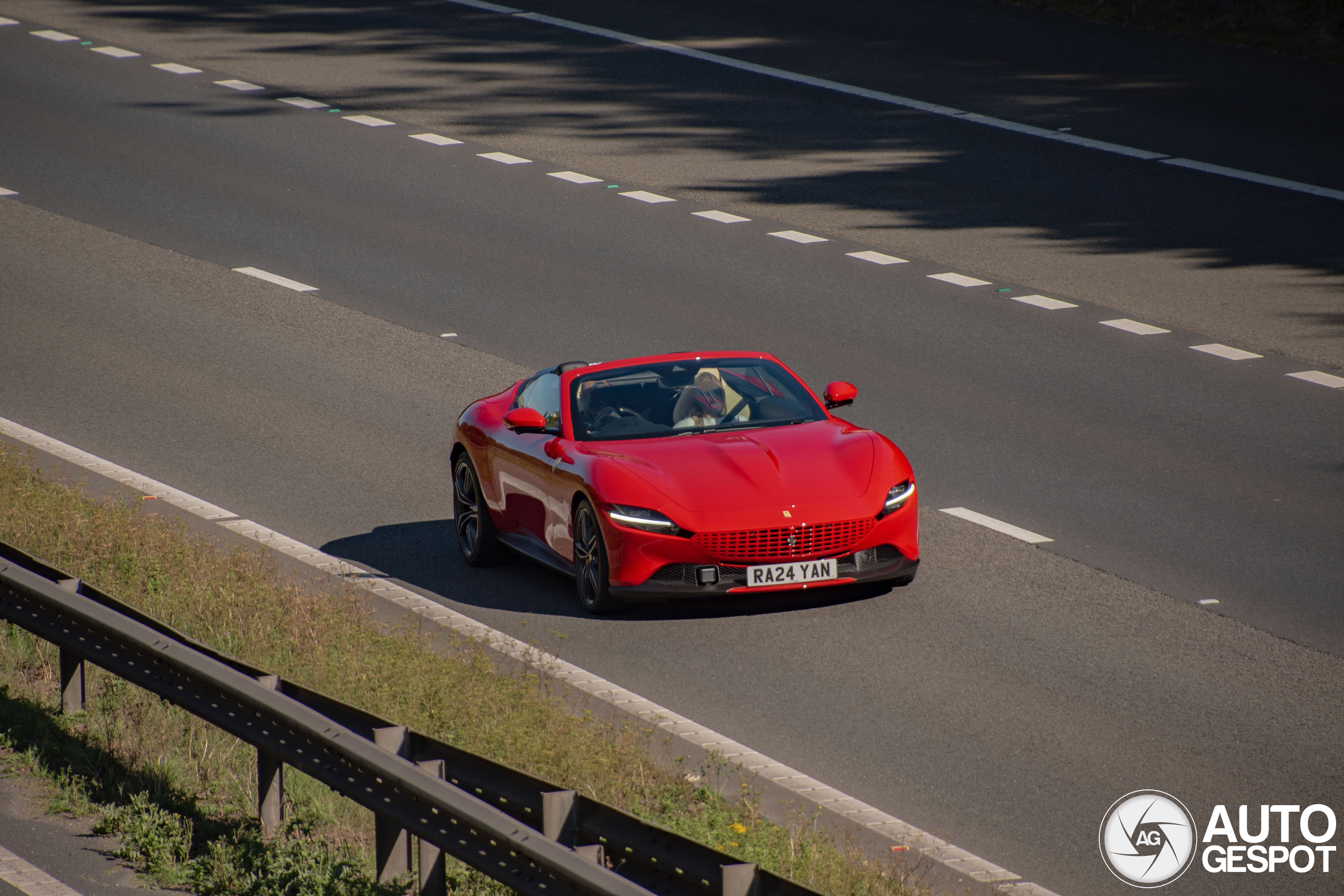 Ferrari Roma Spider