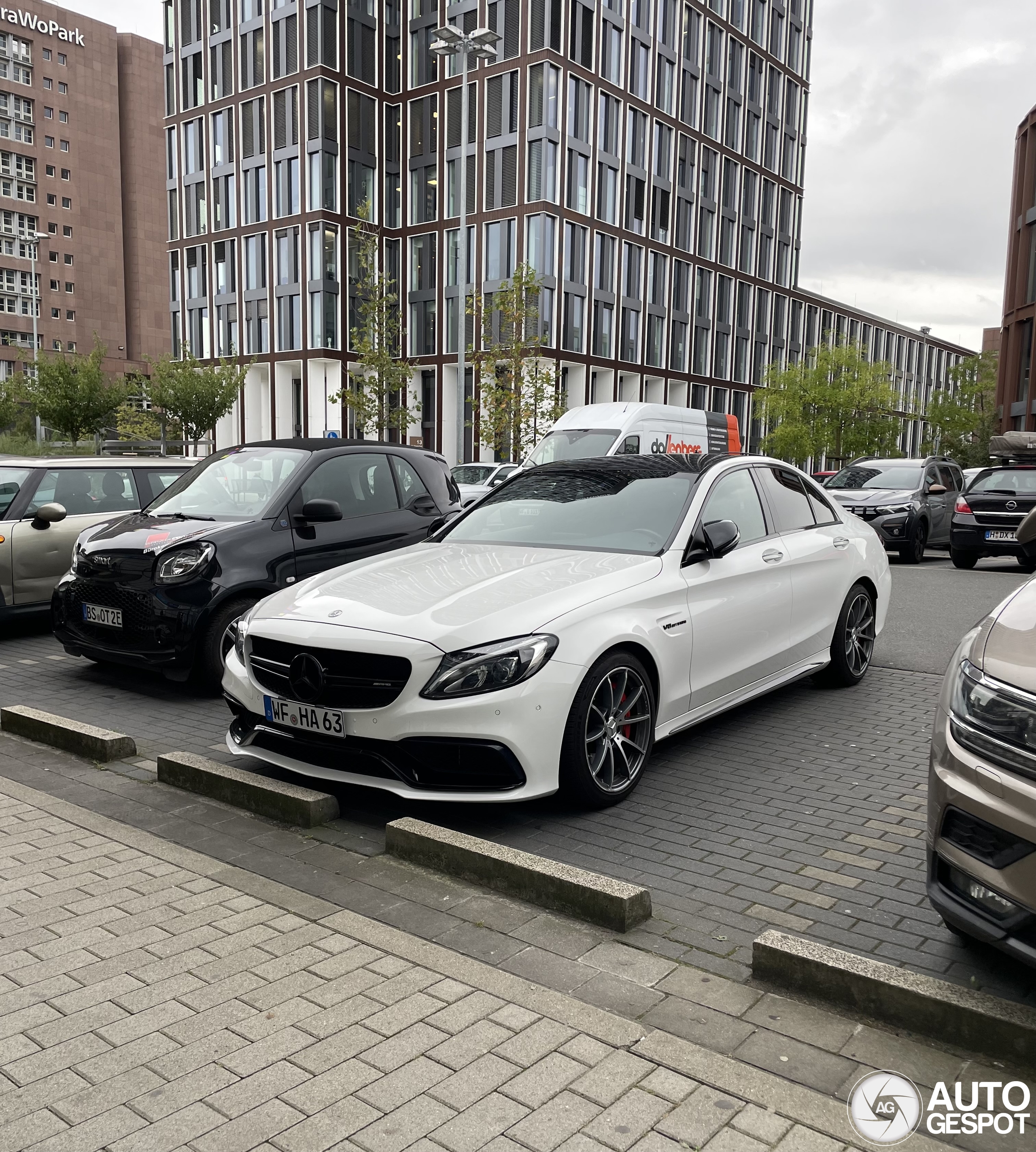 Mercedes-AMG C 63 S W205