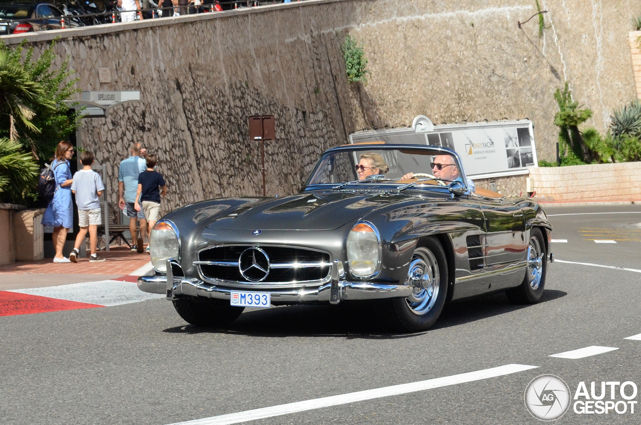 Mercedes-Benz 300SL Roadster