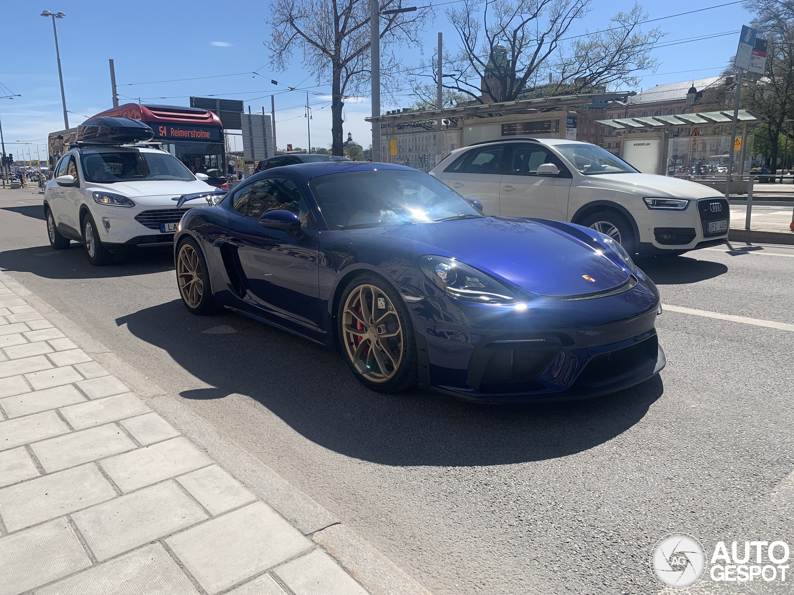 Porsche 718 Cayman GT4