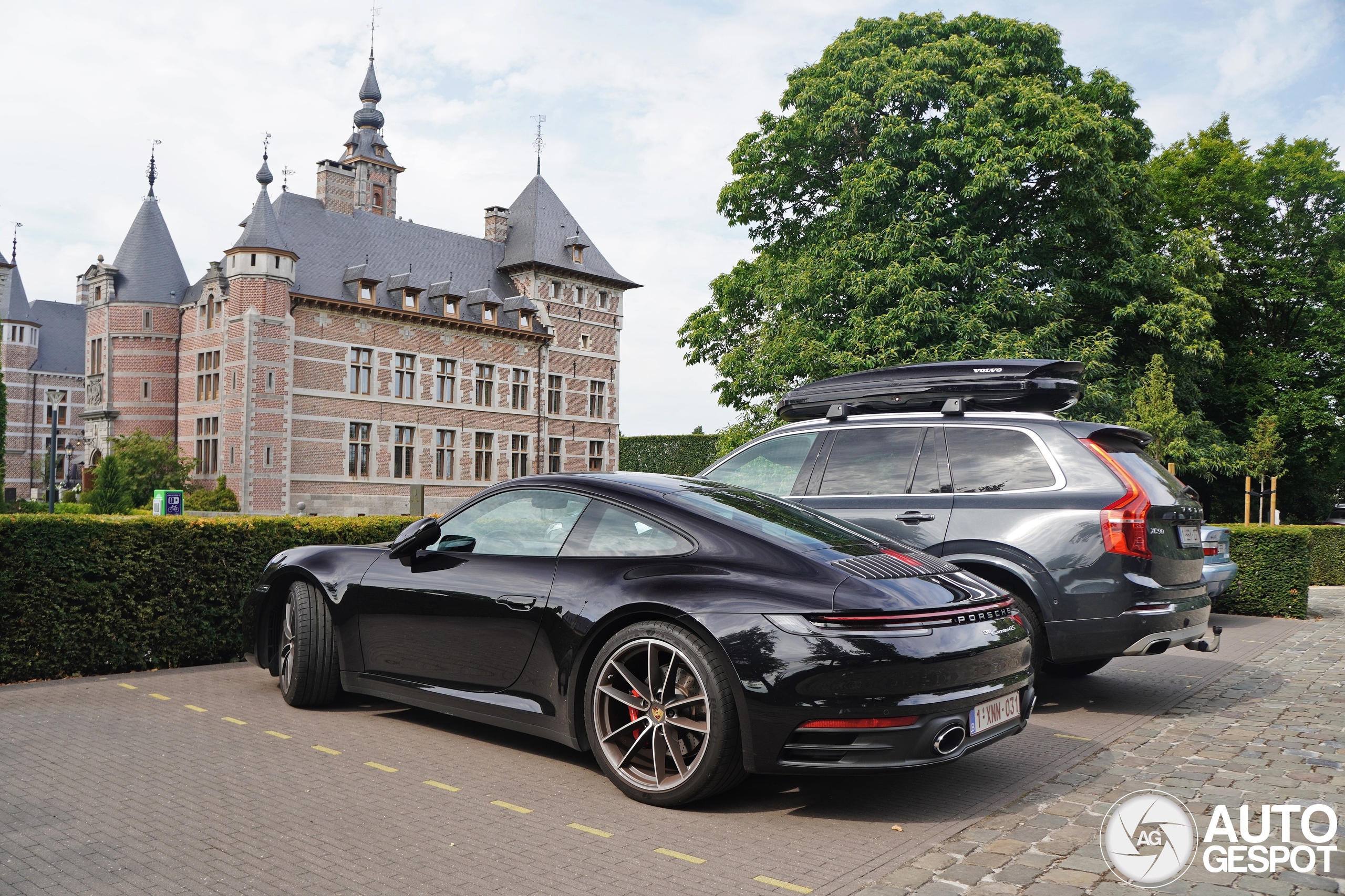 Porsche 992 Carrera 4S