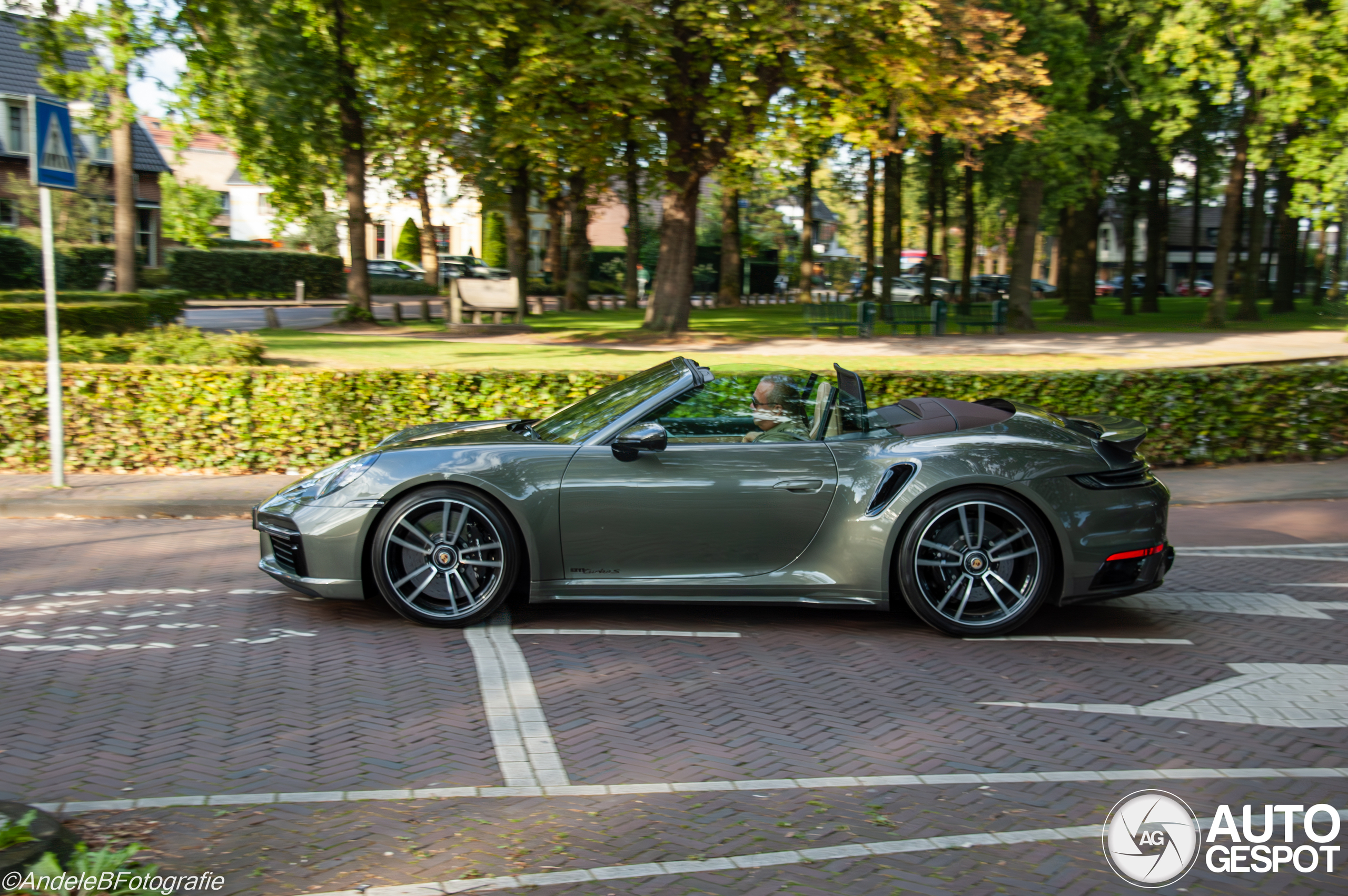 Porsche 992 Turbo S Cabriolet