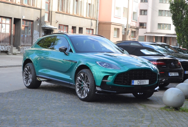 Aston Martin DBX707 AMR23 Edition