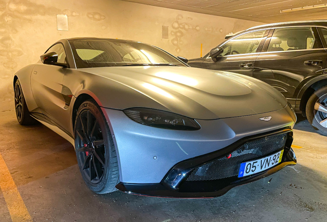 Aston Martin V8 Vantage 2018 British Edition