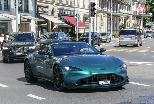 Aston Martin V8 Vantage Formula 1 Edition Roadster