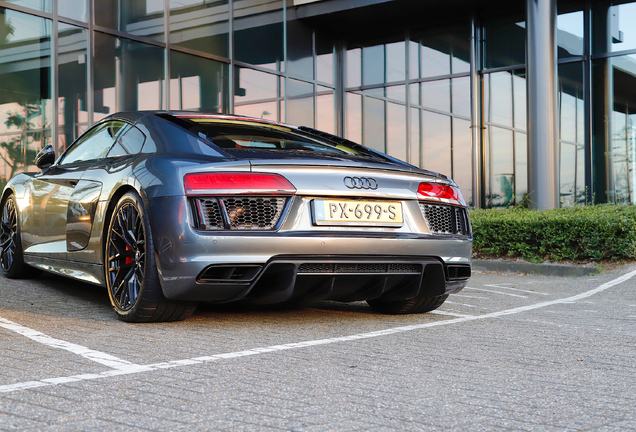 Audi R8 V10 2015