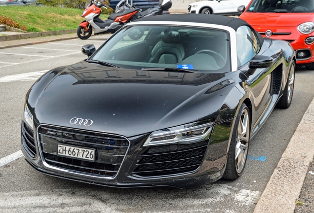 Audi R8 V10 Spyder 2013