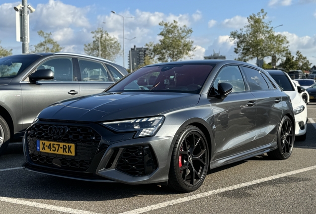 Audi RS3 Sportback 8Y