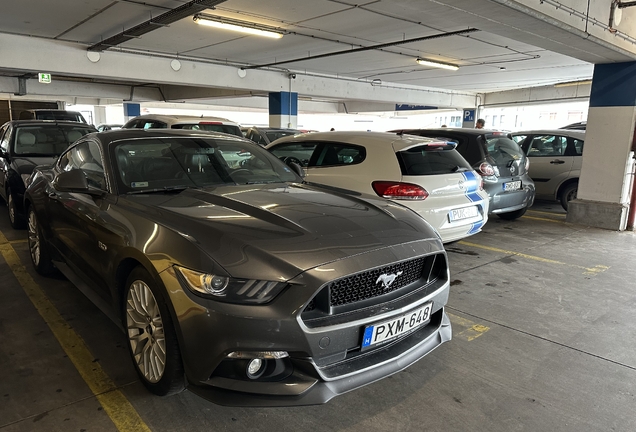 Ford Mustang GT 2015