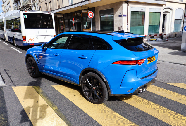 Jaguar F-PACE SVR