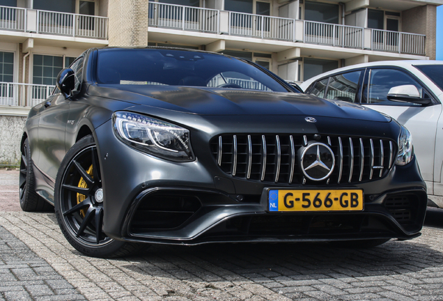 Mercedes-AMG S 63 Coupé C217 2018 Yellow Night Edition