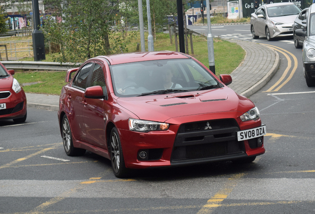 Mitsubishi Lancer Evolution X FQ-300