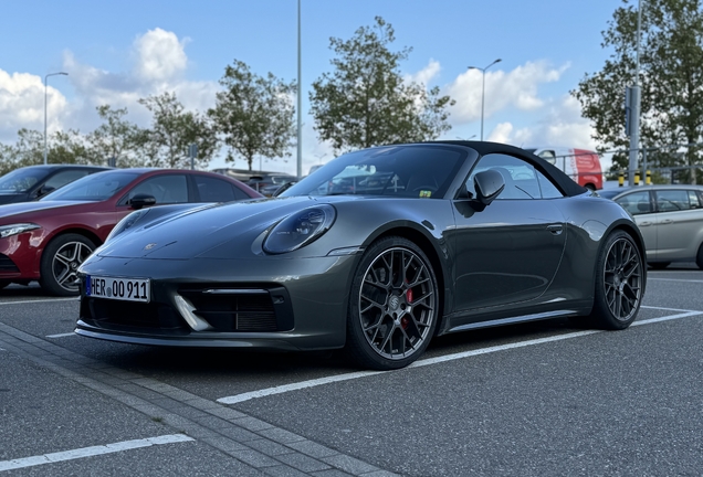 Porsche 992 Carrera S Cabriolet