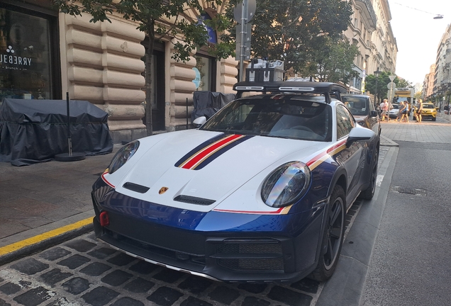 Porsche 992 Dakar